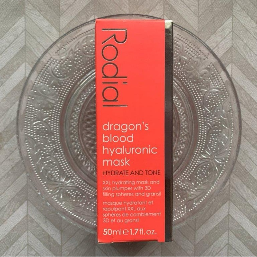 Rodial Dragon's Blood Hyaluronic Mask - Coral Packaging with Black Trim